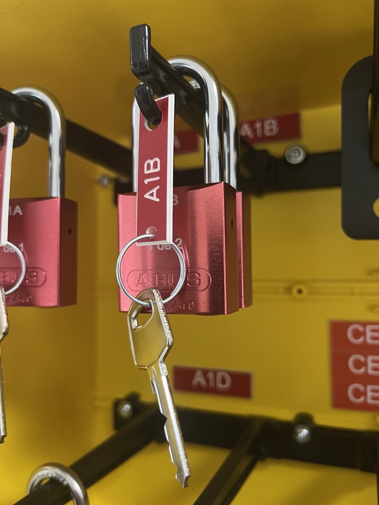 Armoire de rangement Fabtech ID 15x30x6 ABS