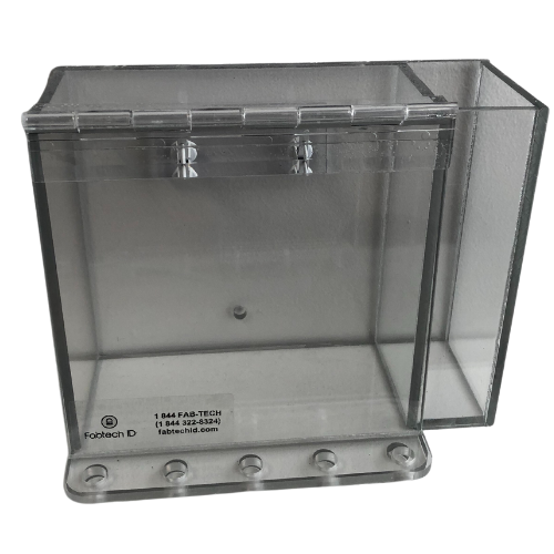 BOITIER EN LEXAN 3/16" CLAIR DE  7.5''x6''x3'' avec pochette﻿